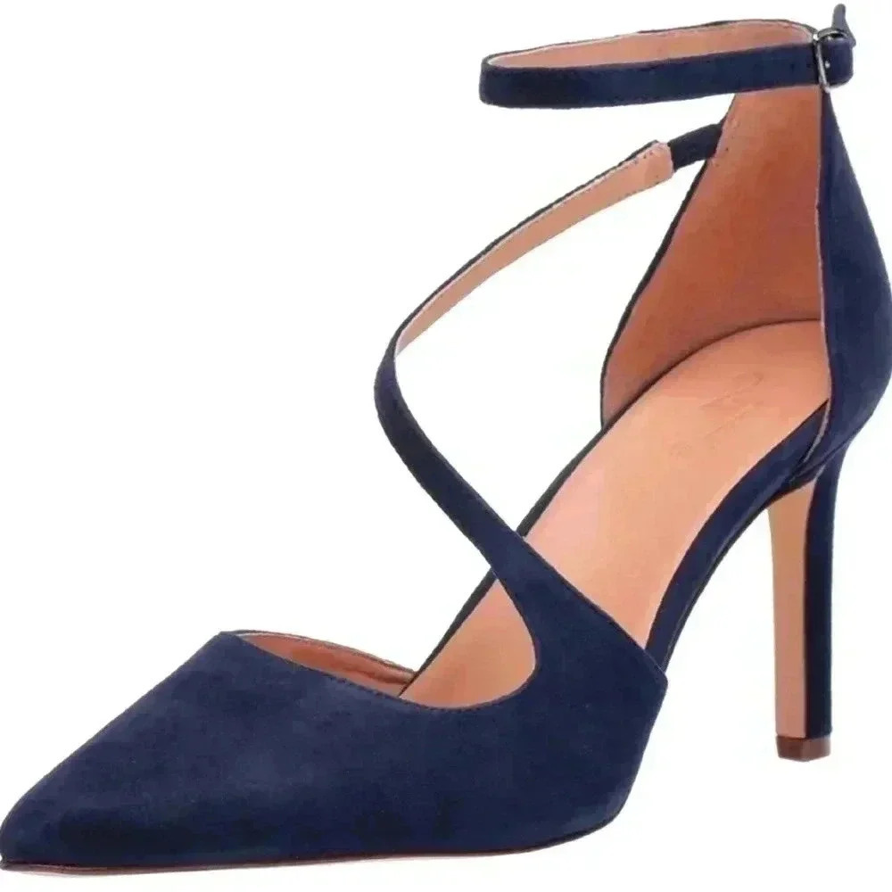 27 EDIT pointed toe pump